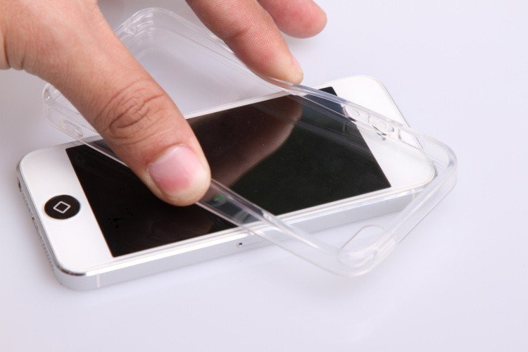 Кристально чистый прозрачный iPhone 5