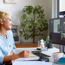 Kamstore.com.ua Веб камера UGREEN CM678 для ПК и ноутбука 1080P 30FPS 2 микрофона HD Webcam (15737) Kamstore.com.ua Веб камера UGREEN CM678 для ПК и ноутбука 1080P 30FPS 2 микрофона HD Webcam (15737)